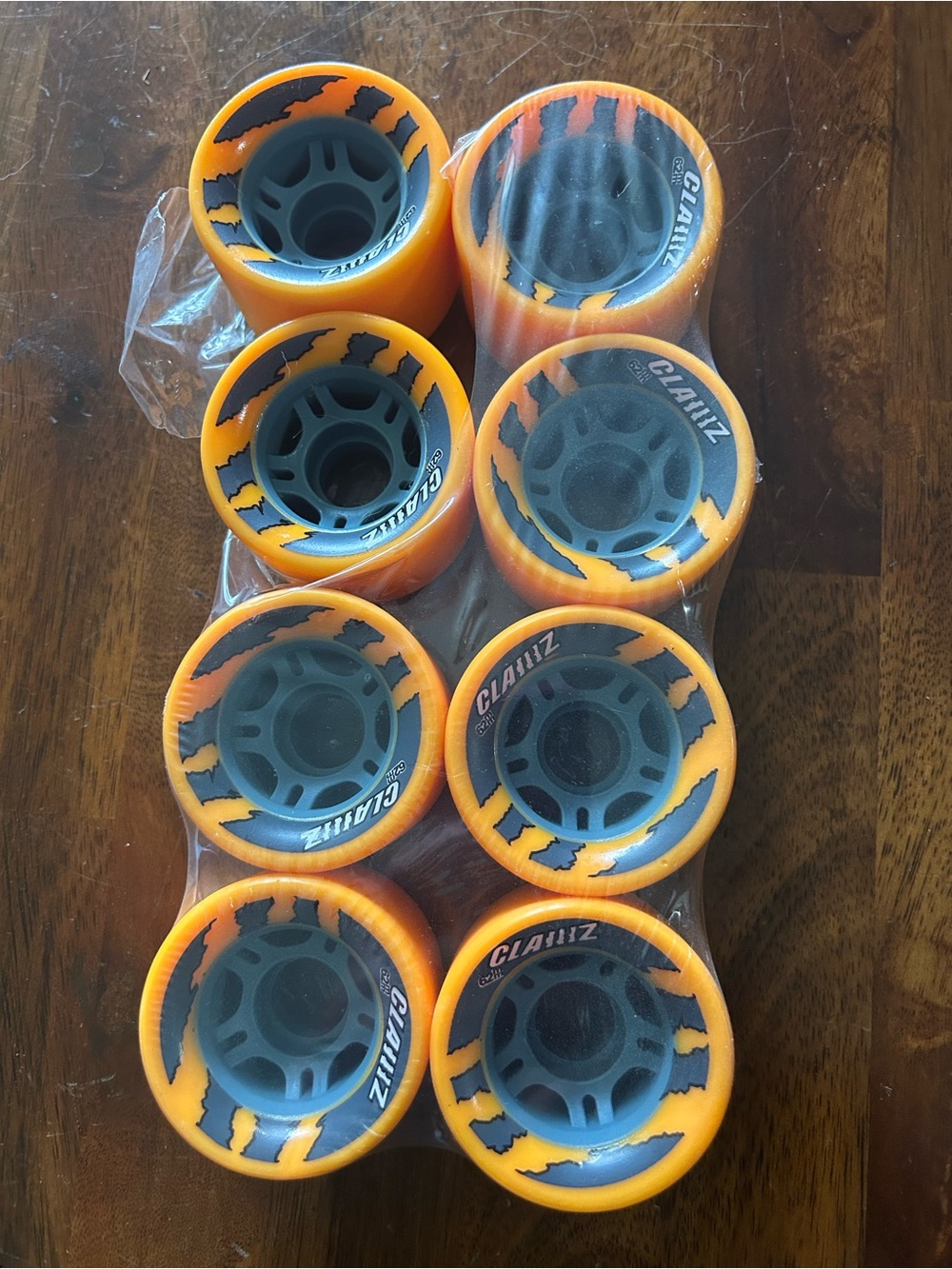 Set of 8